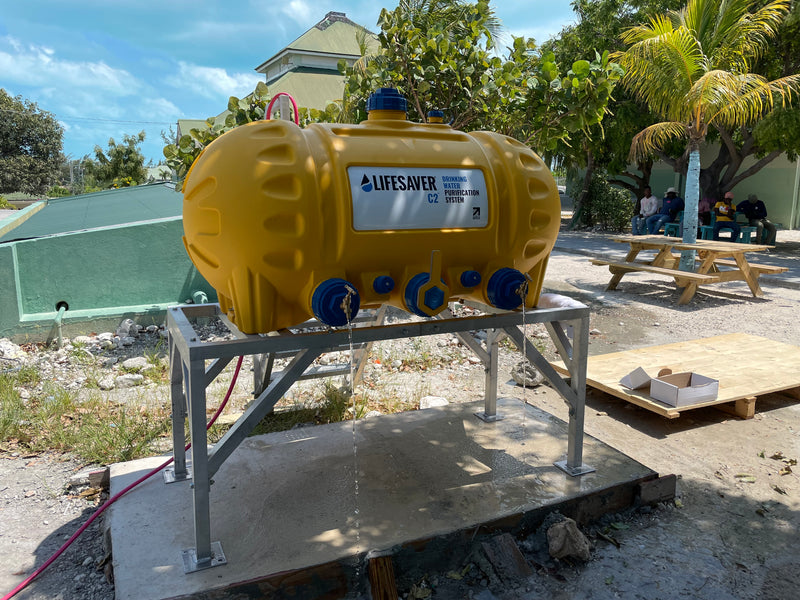 Laden Sie das Bild in Galerie -Viewer, The LifeSaver C2 will purify water from questionable supplies