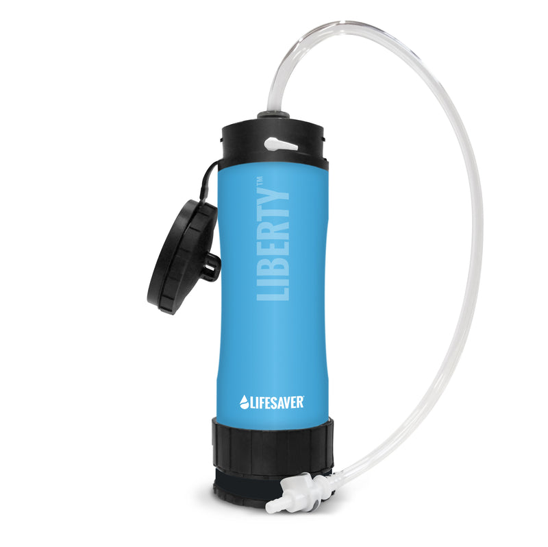 Laden Sie das Bild in Galerie -Viewer, Blue Liberty LifeSaver water filter with hydration bladder connector on a white background