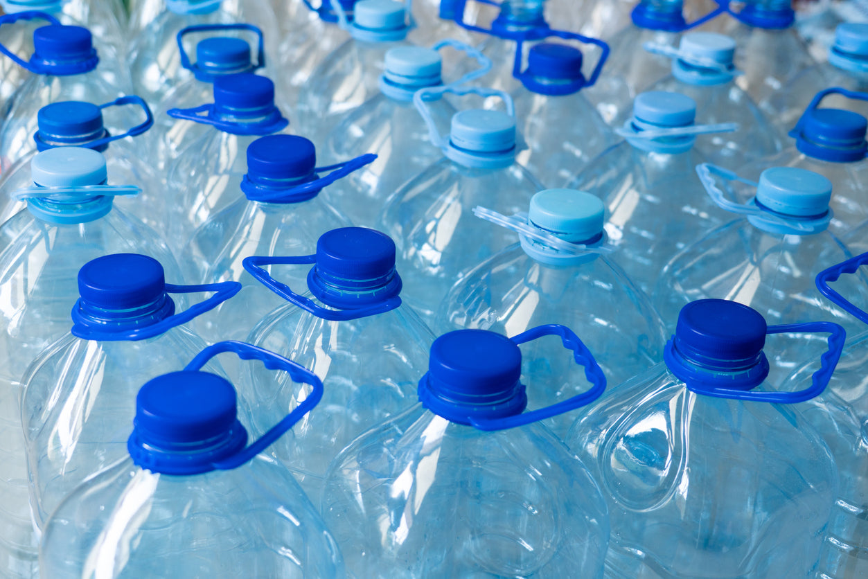 How to Store Emergency Water Safely at Home