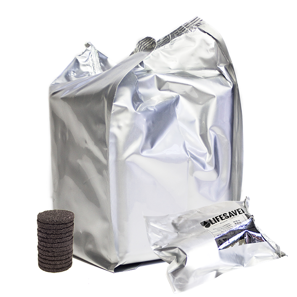 Laden Sie das Bild in Galerie -Viewer, Foil-wrapped LifeSaver Cube and foil-wrapped filer
